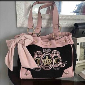 JUICY COUTURE Chic Pink and Black Embroidered Women's Bag